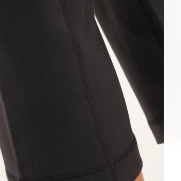 Lululemon Groove Crop Reversible Black - Picture 6 of 10